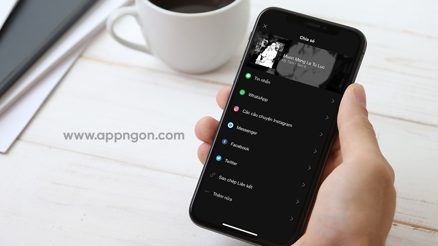 Chia sẻ xã hội